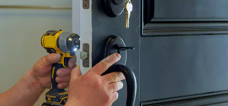 Commercial Door Lock Installation East Massapequa